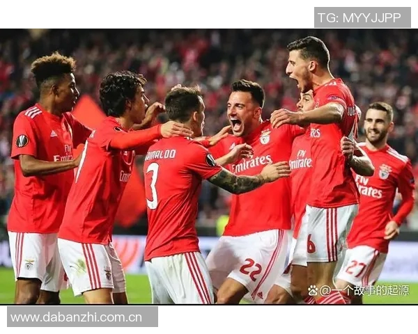 德媒报道本菲卡多名球员感染病毒但仍需满足人数要求才能推迟比赛