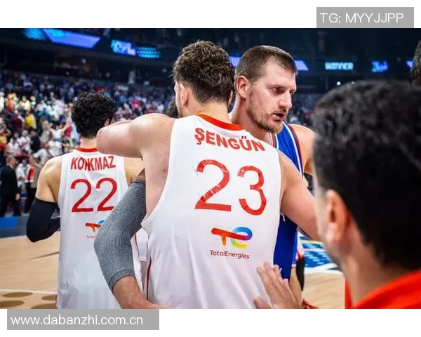 约基奇首节表现全面贡献四分四板四助攻正负值高达七分